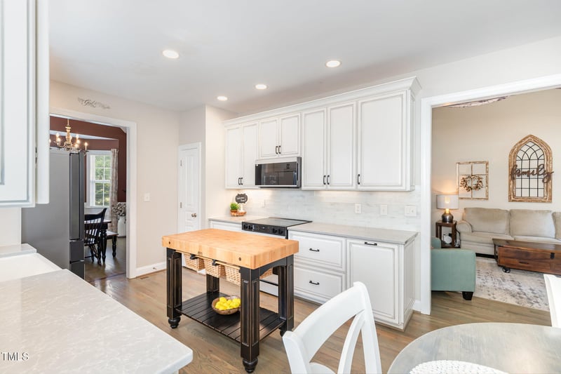 413 Spruce Meadows Ln, Willow Springs, NC 27592