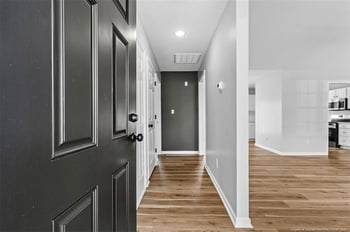 413 Turret Ct, Hope Mills, NC 28348