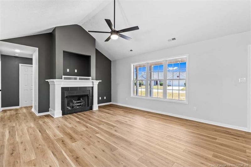 413 Turret Ct, Hope Mills, NC 28348