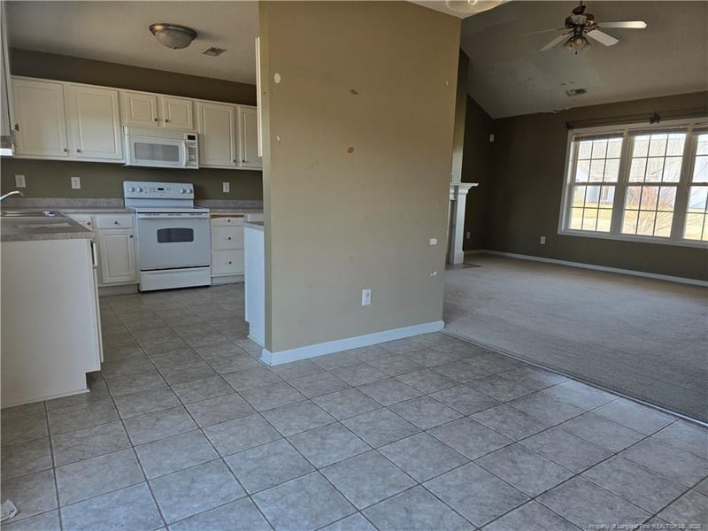 413 Turret Ct, Hope Mills, NC 28348