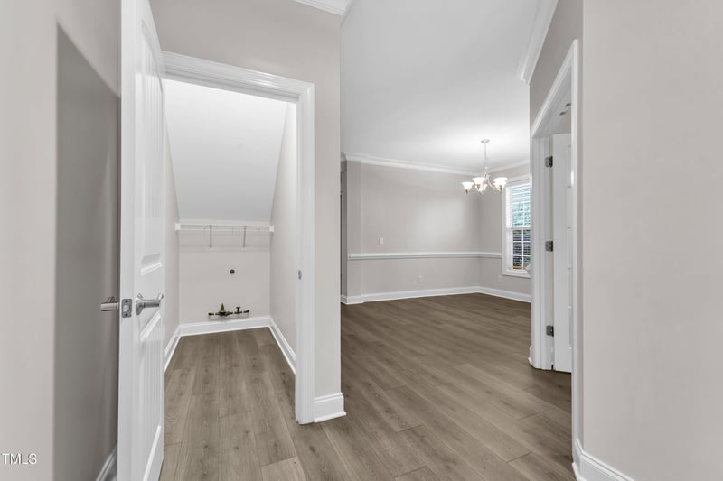 413 Westfalen Dr, Cary, NC 27519
