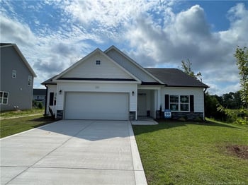 413 Whitestone Dr, Fayetteville, NC 28312