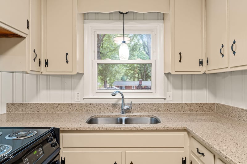 413 Winterlochen Rd, Raleigh, NC 27603