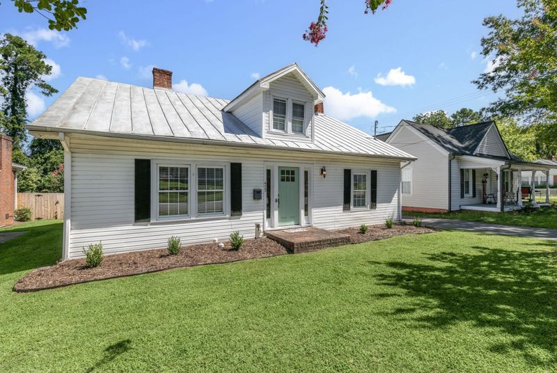 413 E Woodall St, Smithfield, NC 27577