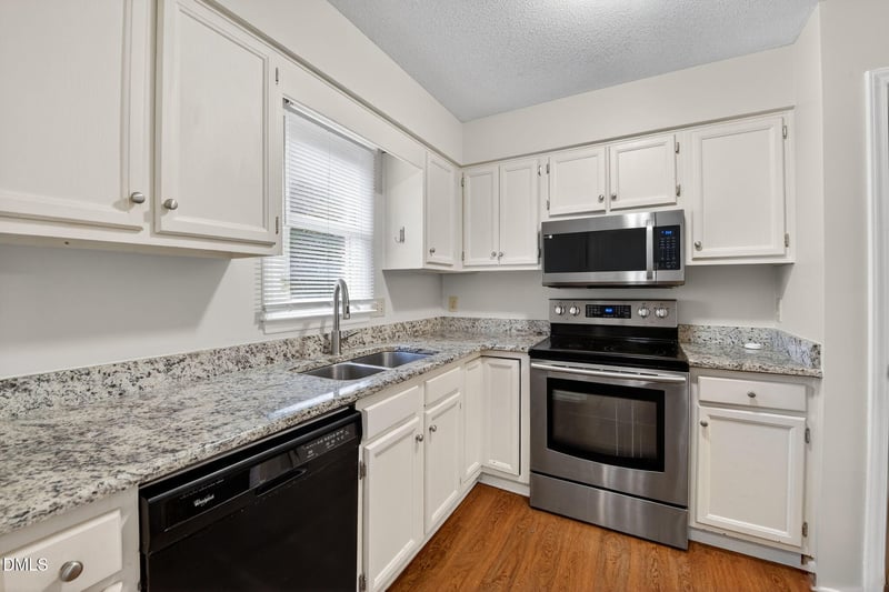 4131 Kaplan Dr, Raleigh, NC 27606