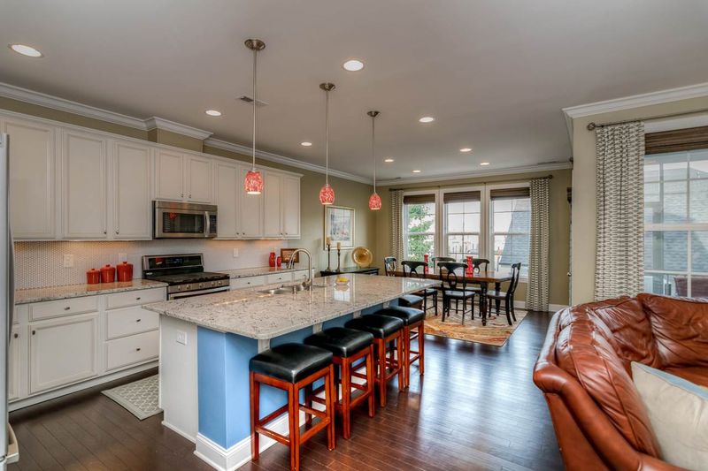 4132 Overcup Oak Ln, Cary, NC 27519