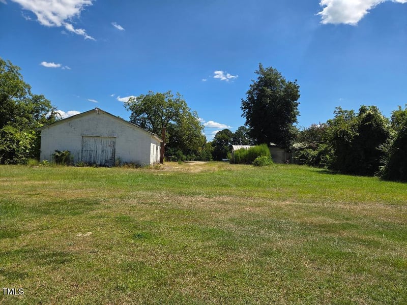 4132 Us Hwy 301, Four Oaks, NC 27524