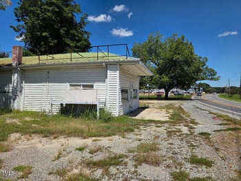 4132 Us Hwy 301, Four Oaks, NC 27524