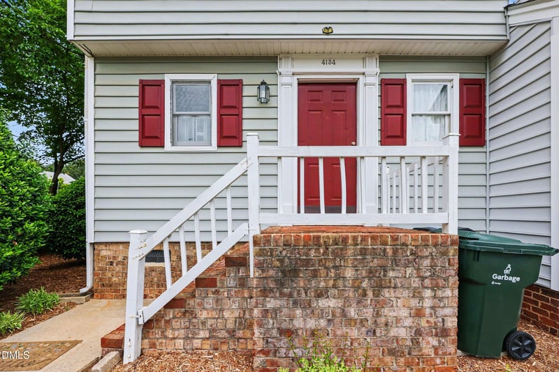 4134 Kaplan Dr, Raleigh, NC 27606