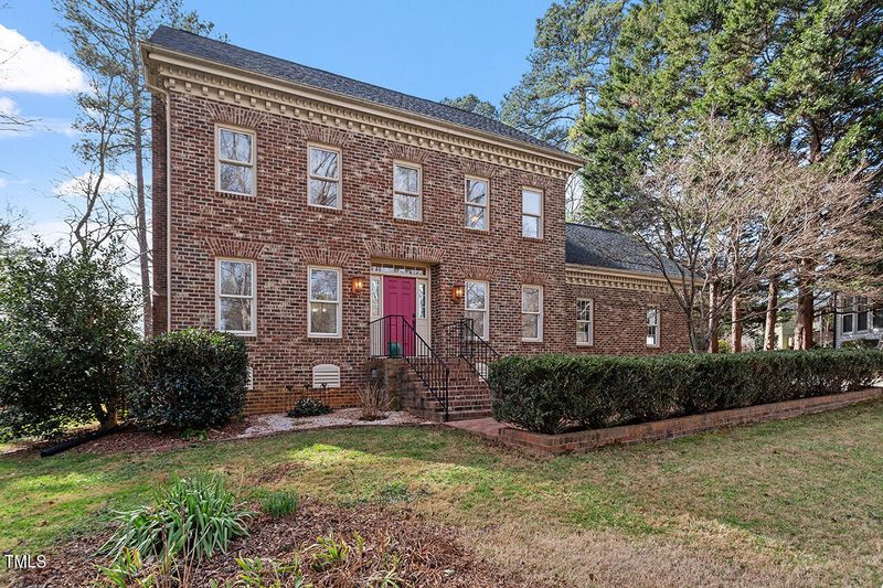 4137 Brewster Dr, Raleigh, NC 27606
