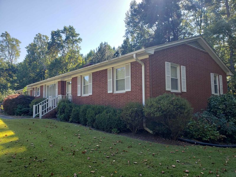 4137 Nc 55 Hw, Cary, NC 27519
