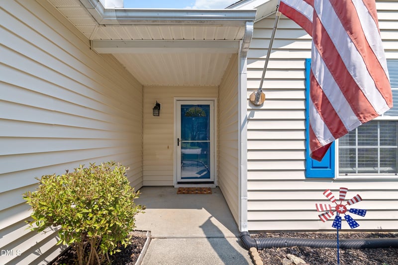 4138 Springfield Creek Dr, Raleigh, NC 27616