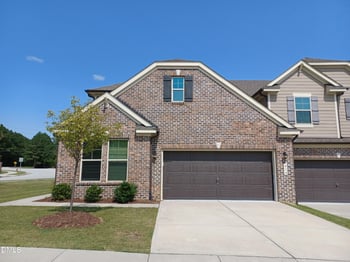 414 Boscawen Ln, Cary, NC 27519