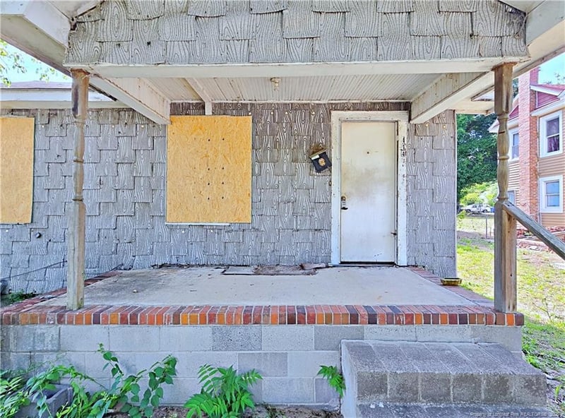 414 Bryan St, Fayetteville, NC 28305