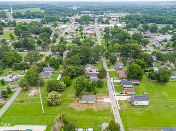 414 Center St, Princeton, NC 27569