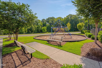 414 Clementine Dr, Cary, NC 27519