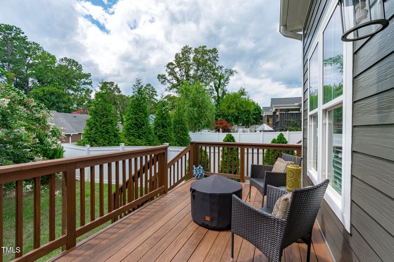 414 Heather Dr, Raleigh, NC 27606