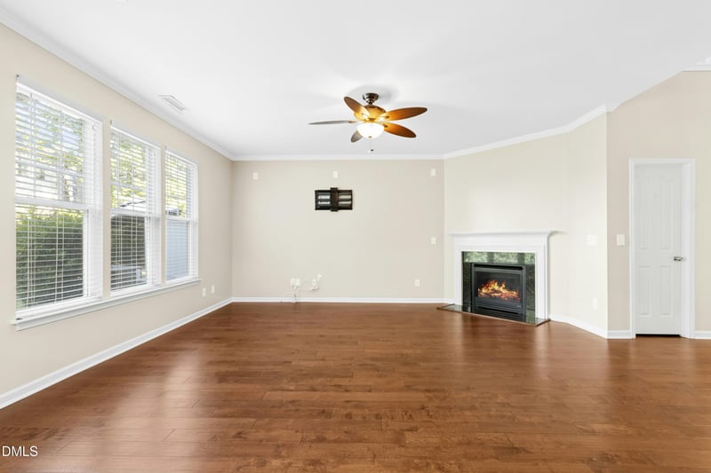 414 Hilltop View St, Cary, NC 27513