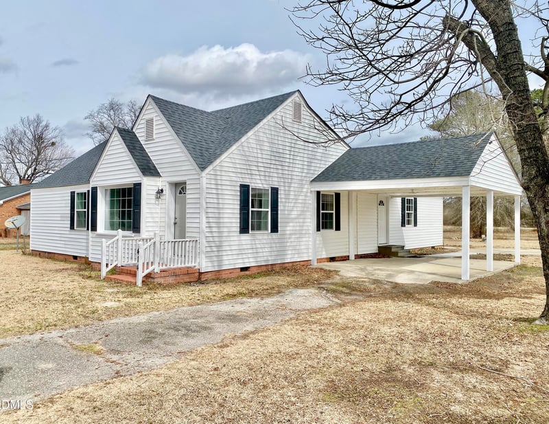 414 Main St, Selma, NC 27576