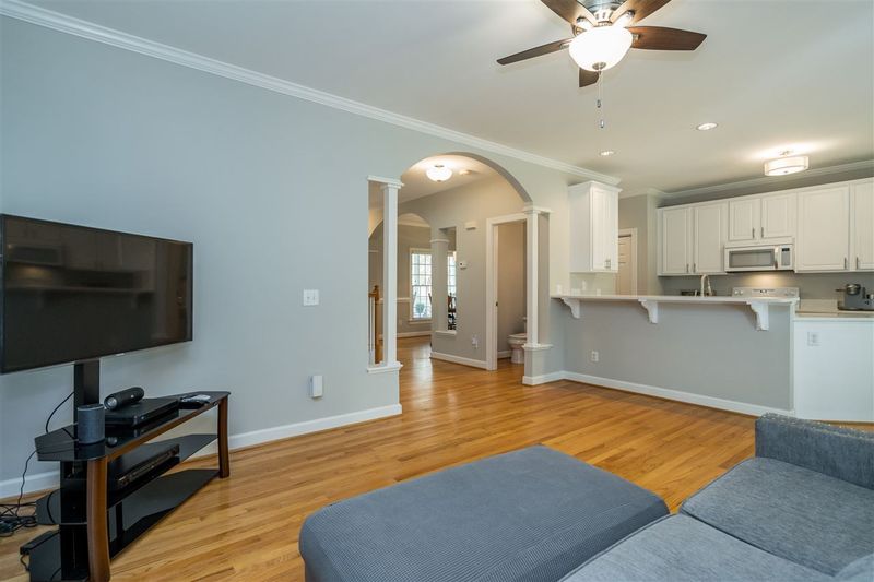 414 Maple Creek Ct, Apex, NC 27502