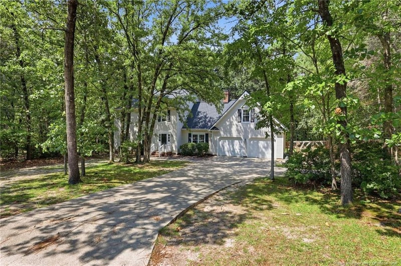 414 Summerlea Dr, Fayetteville, NC 28311