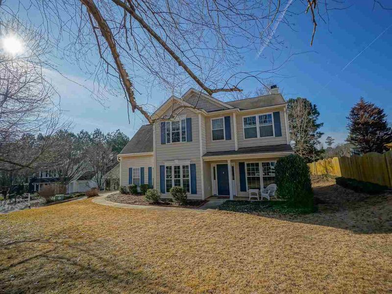 414 Thorncrest Dr, Apex, NC 27539