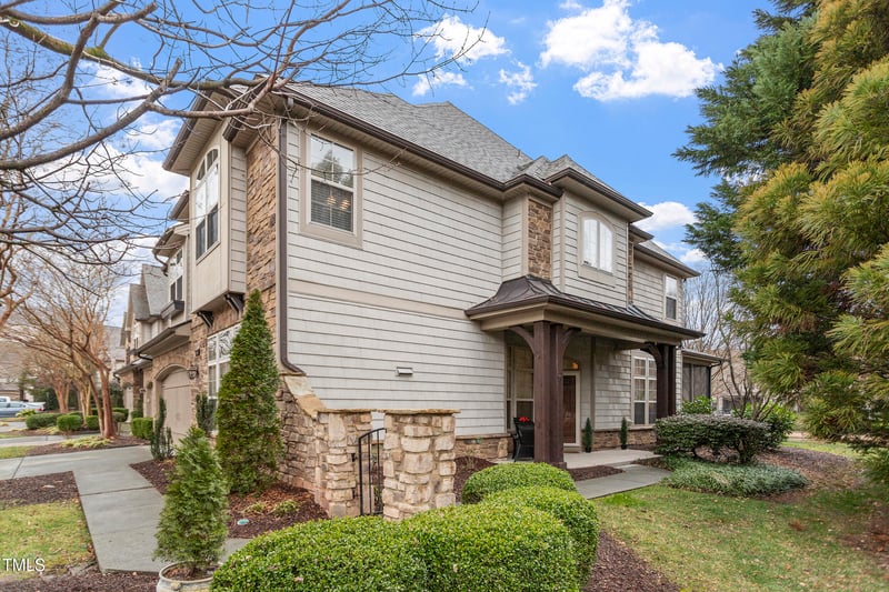 414 Travertine Dr, Cary, NC 27519