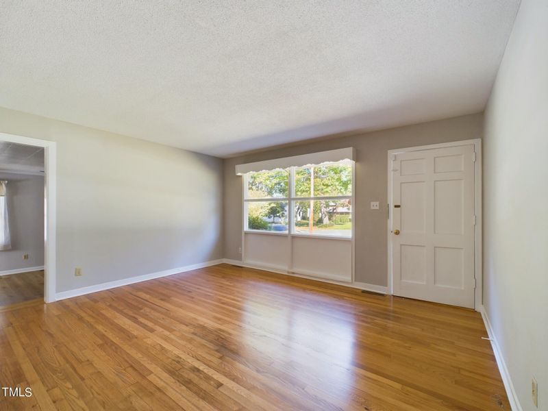 414 Ward St, Graham, NC 27253