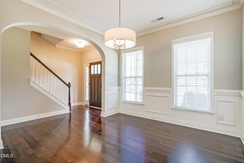 4141 Weavers Pond Dr, Zebulon, NC 27597