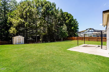 4141 Weavers Pond Dr, Zebulon, NC 27597