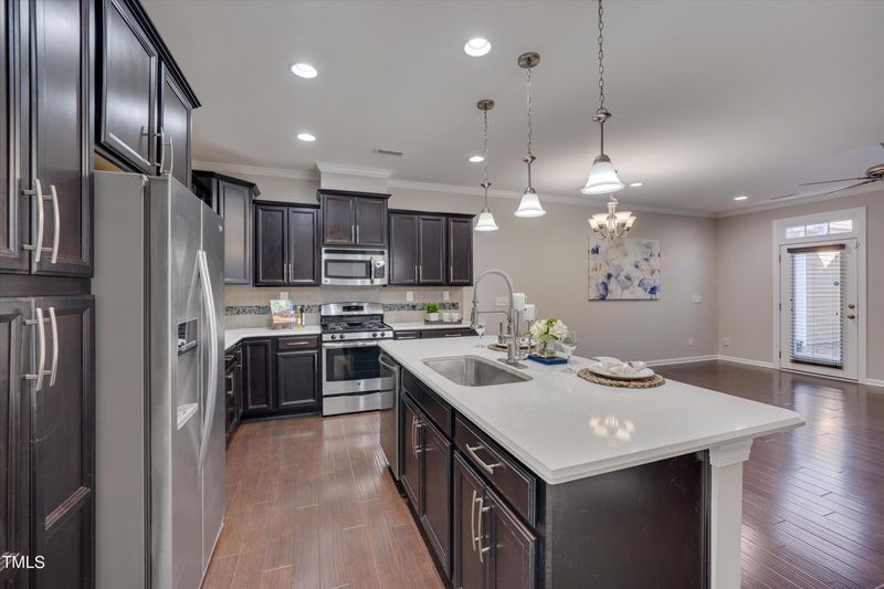 4142 Strendal Dr, Cary, NC 27519