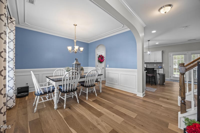 4145 Weavers Pond Dr, Zebulon, NC 27597