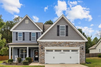 4145 Weavers Pond Dr, Zebulon, NC 27597