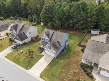 4145 Weavers Pond Dr, Zebulon, NC 27597