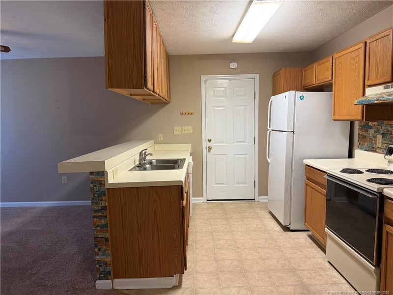 4148 Village Dr, Fayetteville, NC 28304