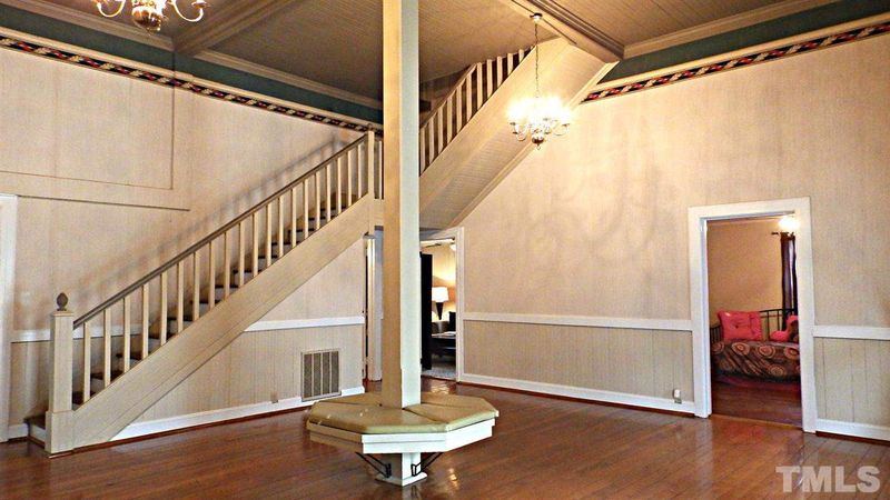 415 S 5th St, Smithfield, NC 27577