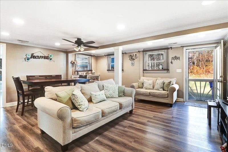 415 Barbour Rd, Smithfield, NC 27577