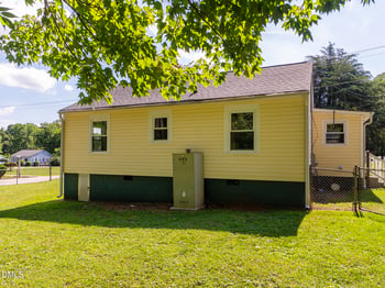 415 First St, Mebane, NC 27302
