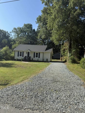 415 Green St, Burlington, NC 27217
