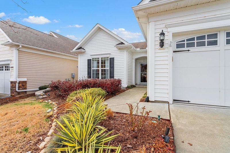 415 Heralds Way, Cary, NC 27519