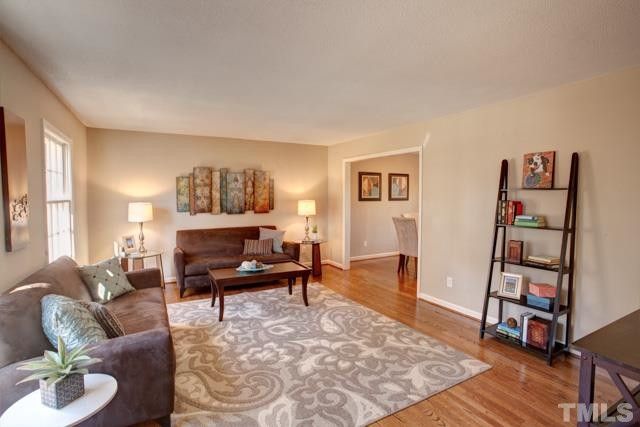 415 Highview Dr, Chapel Hill, NC 27517