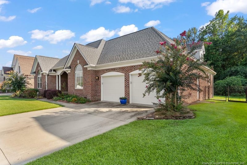 415 Summerchase Dr, Fayetteville, NC 28311