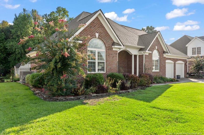 415 Summerchase Dr, Fayetteville, NC 28311