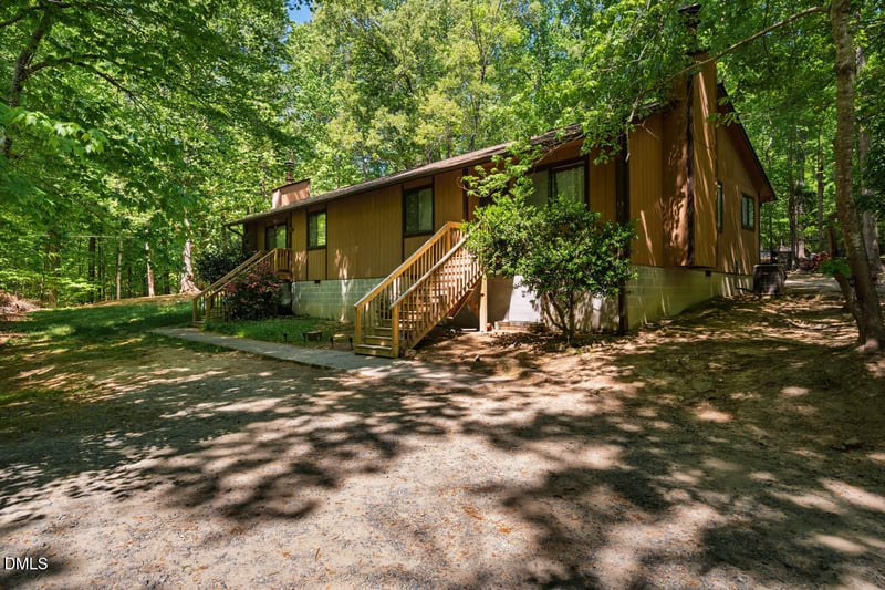 415 Tall Oaks Rd #A & B, Chapel Hill, NC 27516