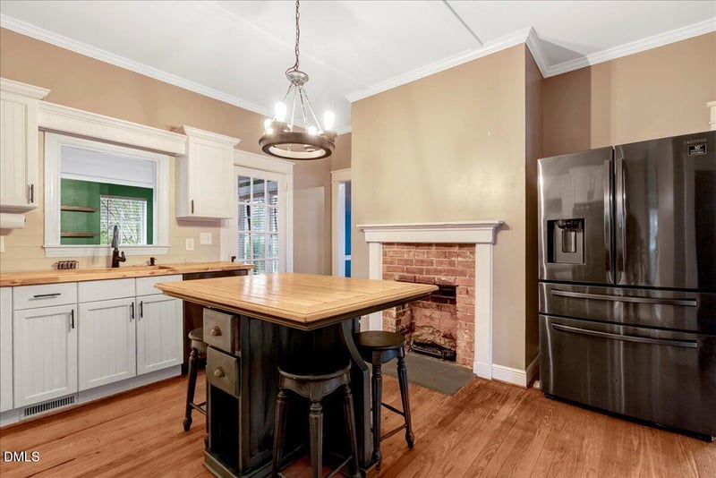 415 Third St, Mebane, NC 27302