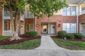 415 Waterford Lake Dr, Cary, NC 27519