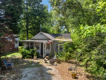 415 Willow St, Cary, NC 27511