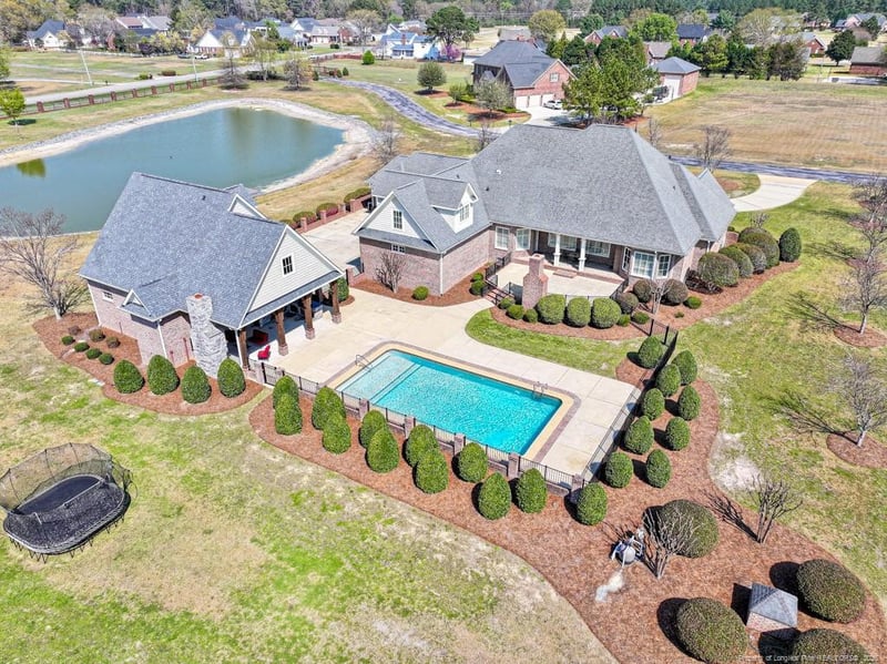 4150 Willowgate Dr, Fayetteville, NC 28312
