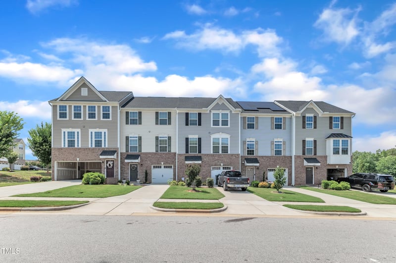 416 Amber Acorn Ave, Raleigh, NC 27603