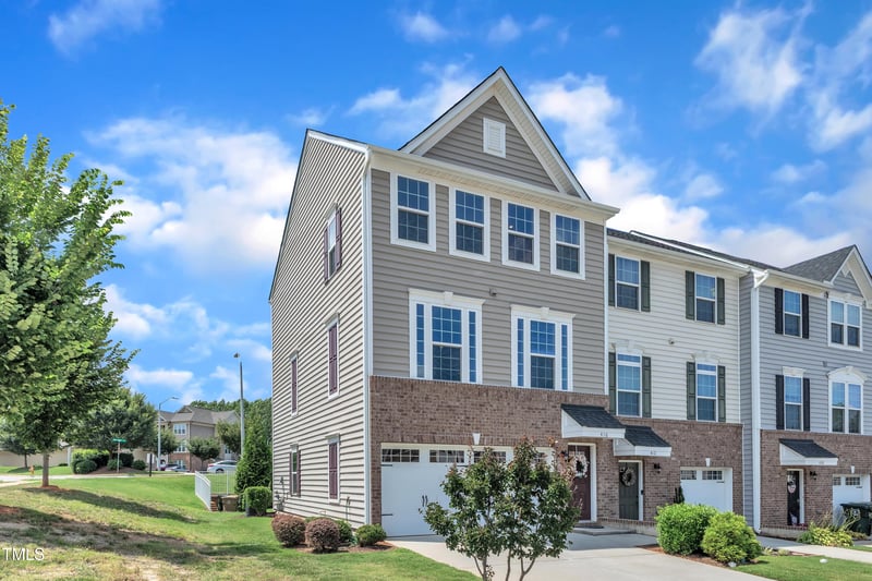 416 Amber Acorn Ave, Raleigh, NC 27603
